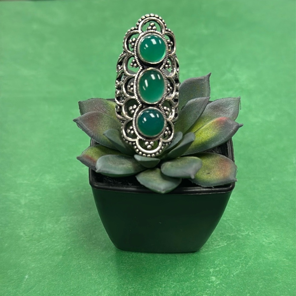 Green Chalcedony Silver Ring - image 2